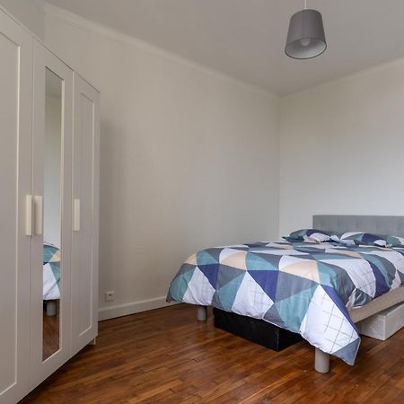 Apartmán Charmant 2 Pieces Pour 4 Personnes A Courbevoie Exteriér fotografie